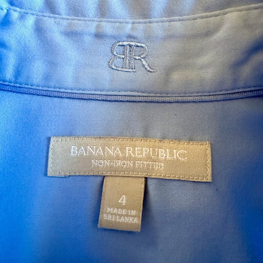 Banana Republic Tailored Fitted Button-Down Shirt – Sky Blue, Women’s Size 4 - Picture 3 of 7